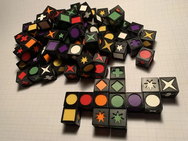 QWIRKE game. roll, match and win!