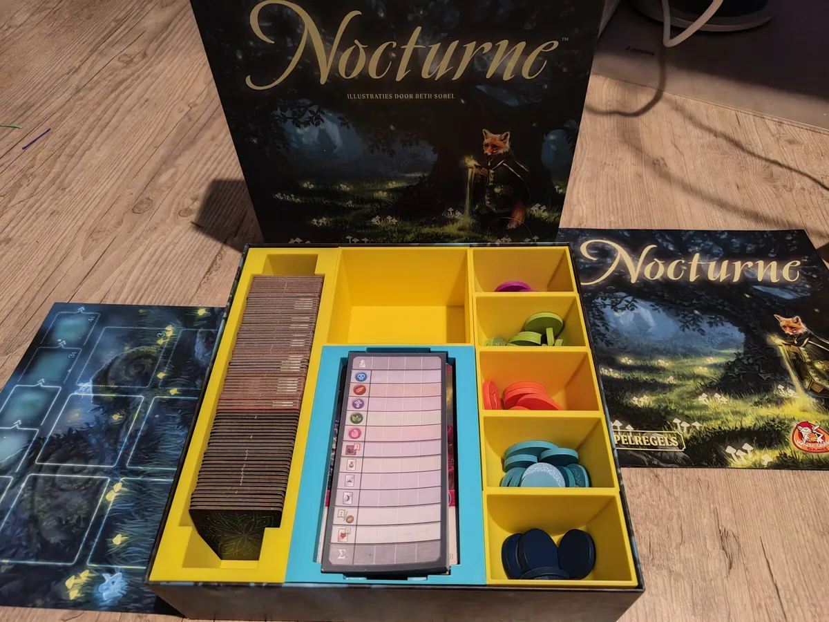 Nocturne boardgame insert vertical  & shake proof