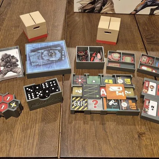 Metal Gear Solid: the Board Game organizer Integrale Edition