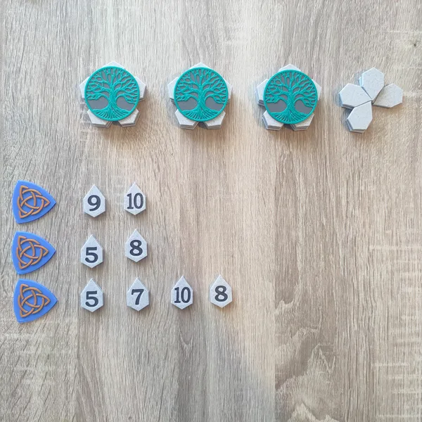 Triqueta (Board Game)