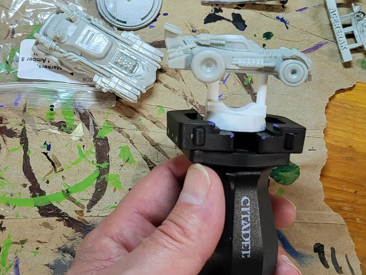 Car Wars Mini Painting Base