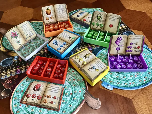 Token Boxes for The Quacks of Quedlinburg