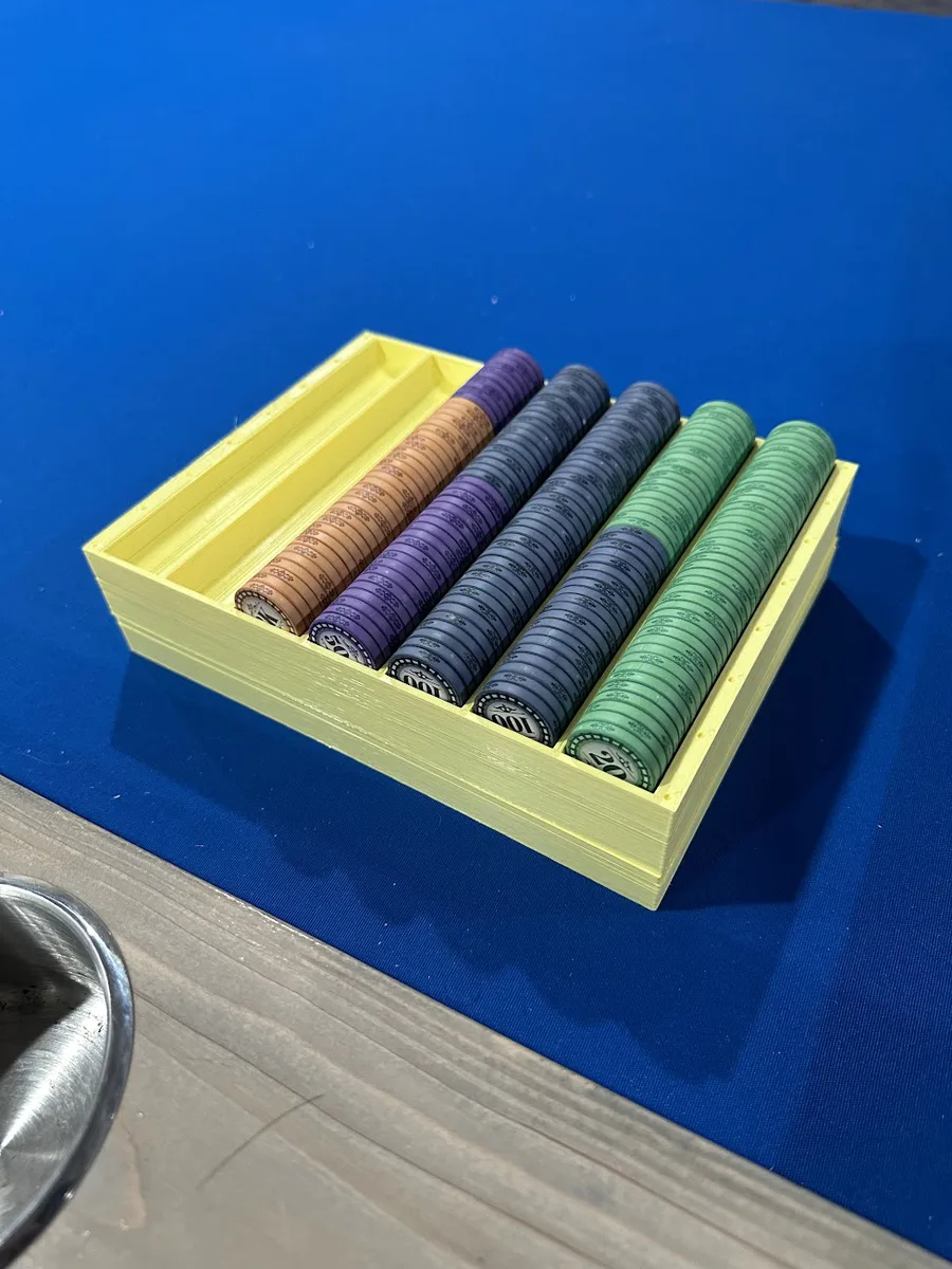 Tray for mini poker chips
