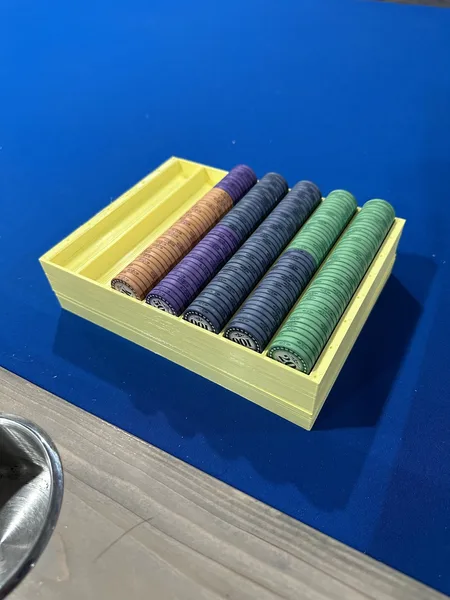 Tray for mini poker chips