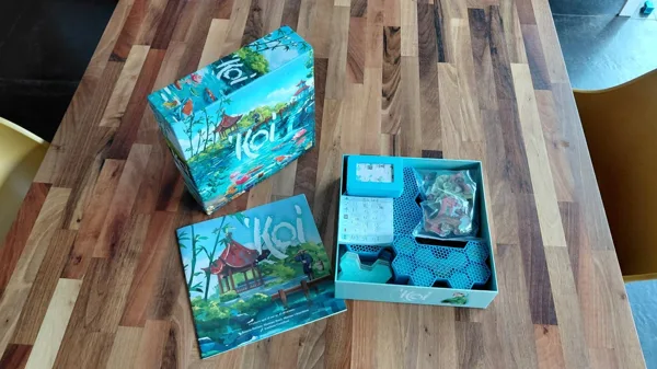 Boardgame insert for Koi by DV games