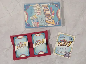Flip 7 (2nd Edition) Board Game - Photo Caddy Insert