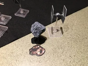 Star Wars X-wing: 3-D asteroid bases