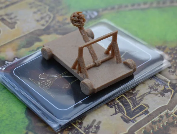 Stronghold - Catapult - Boardgame components