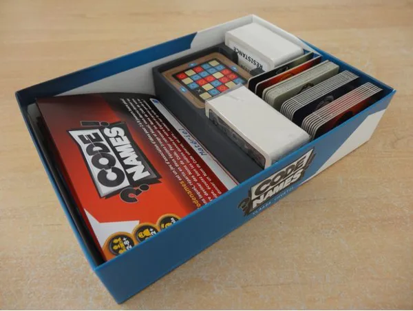 Rangement pour le jeu "CODE NAMES"