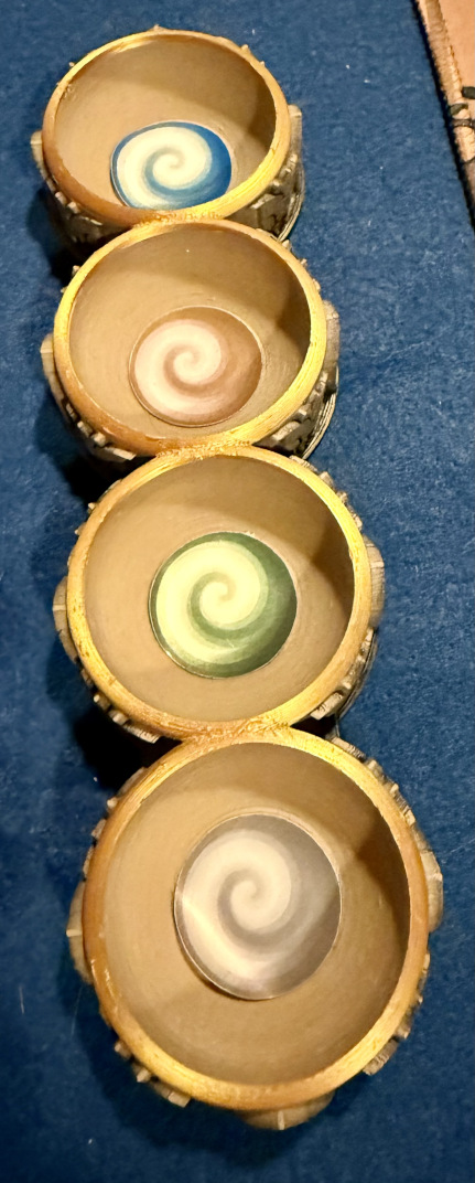 Troop holder tray
