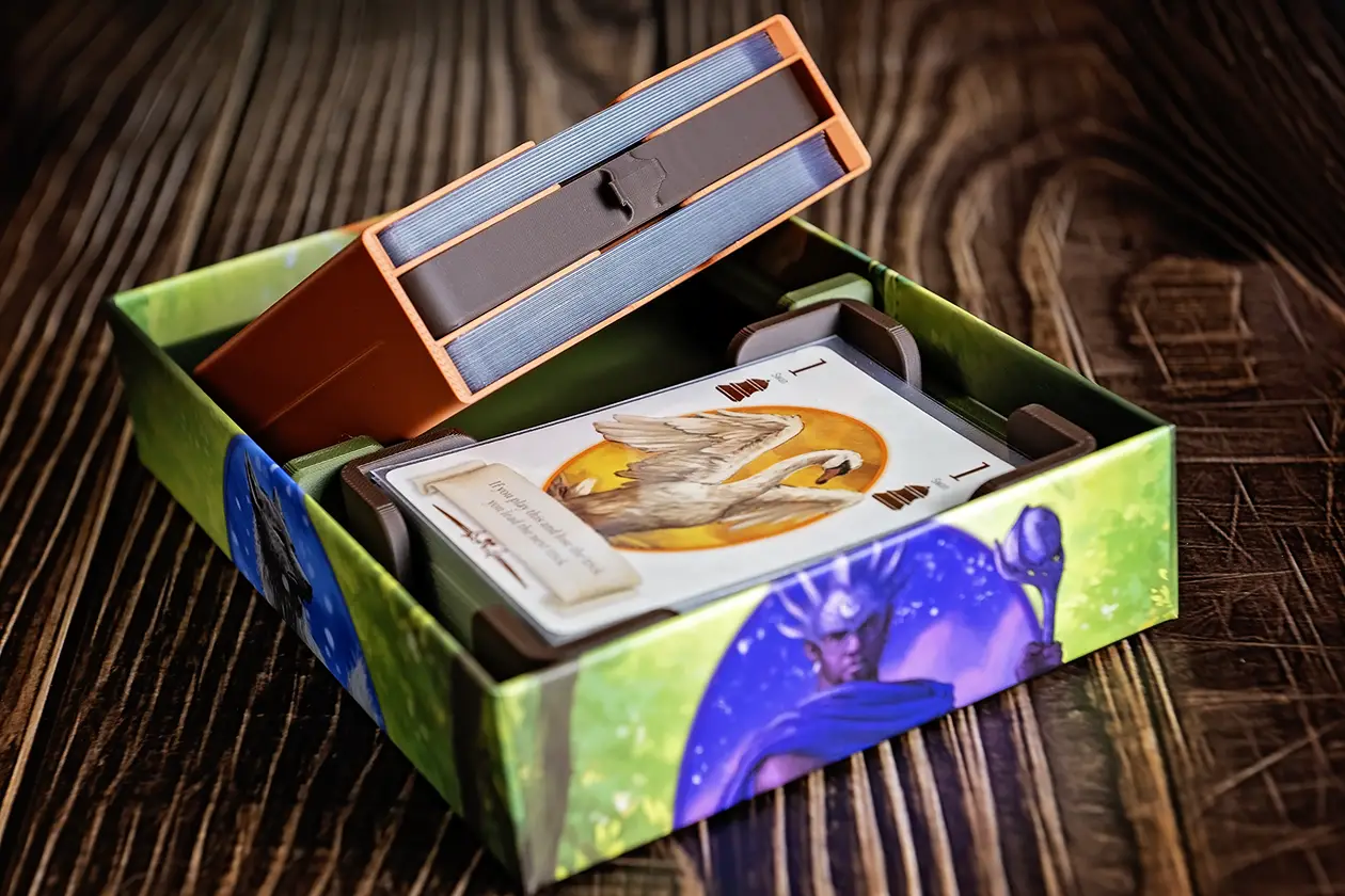 The Fox in the Forest Deluxe game insert - Sleeved